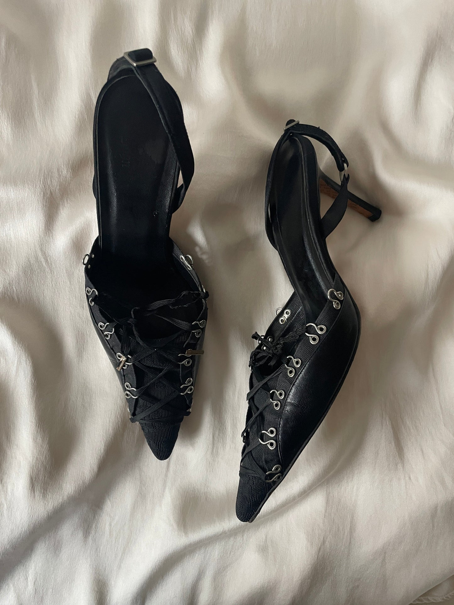 John Galliano lace & silk corset sling pumps (EU 37,5 / US 7)