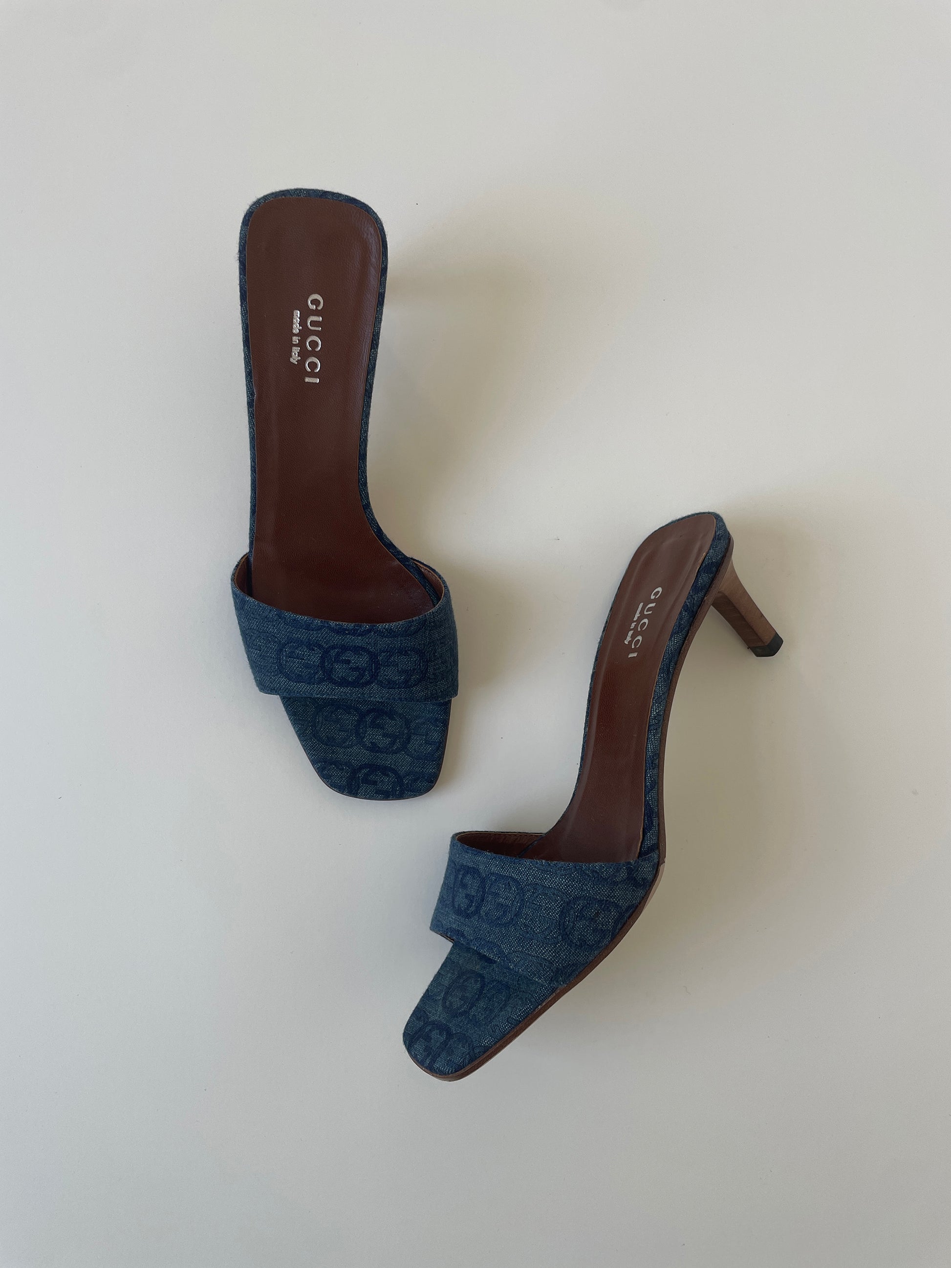 Gucci by Tom Ford denim GG interlocking monogram kitten heels (EU 35,5 / US 5)