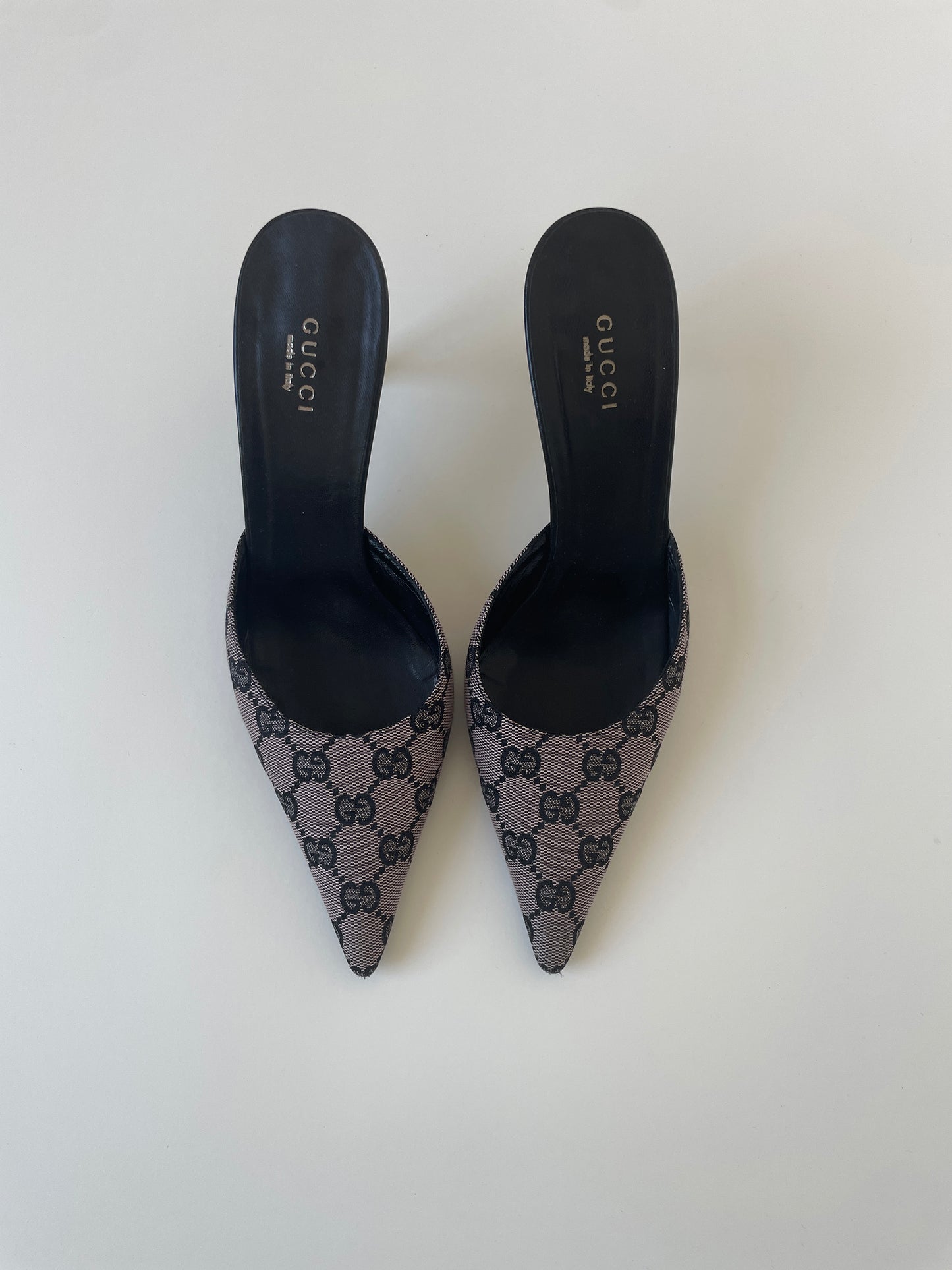 Vintage Gucci by Tom Ford iconic light rose pink and black monogram mules
