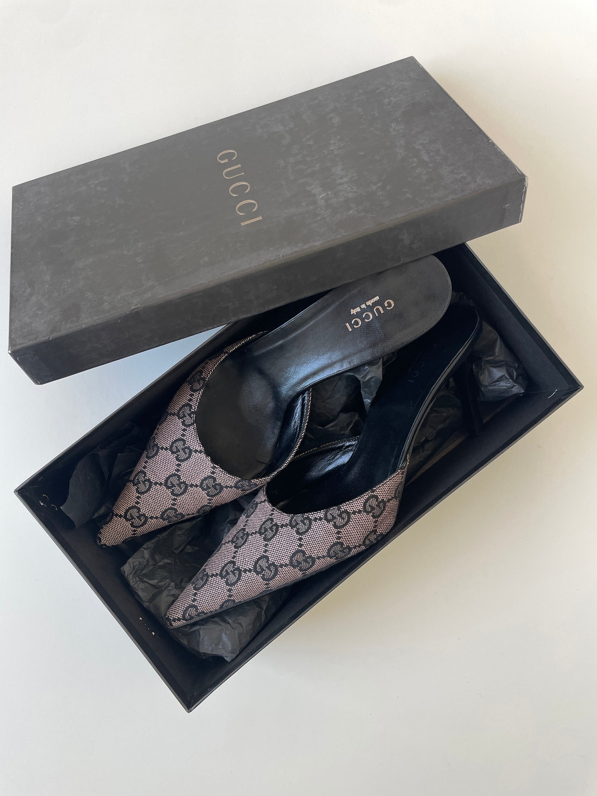 Vintage Gucci by Tom Ford iconic light rose pink and black monogram mules