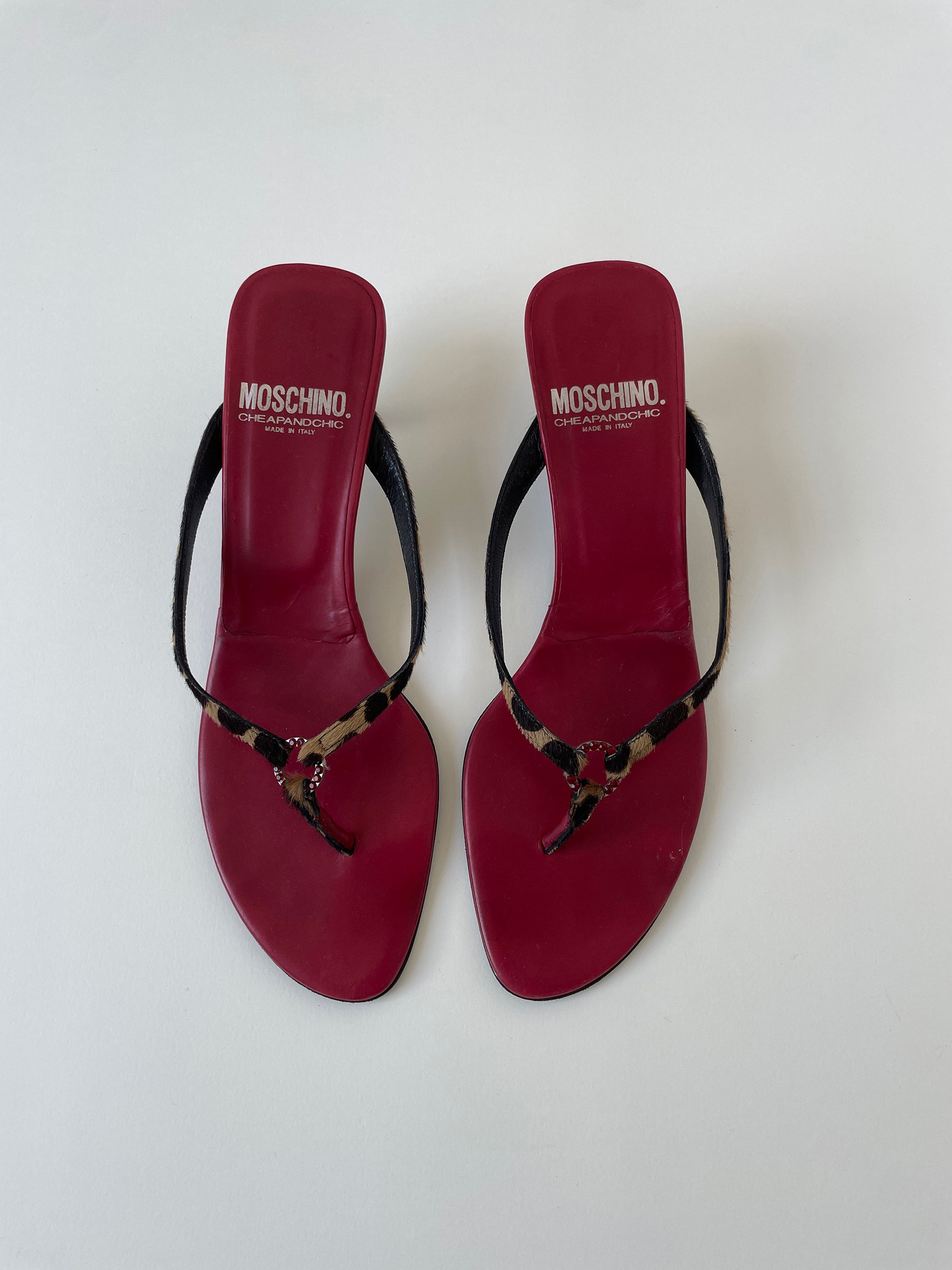 Vintage Moschino 2000s wine red leopard pony heair thong kitten heels with rhinestone ring