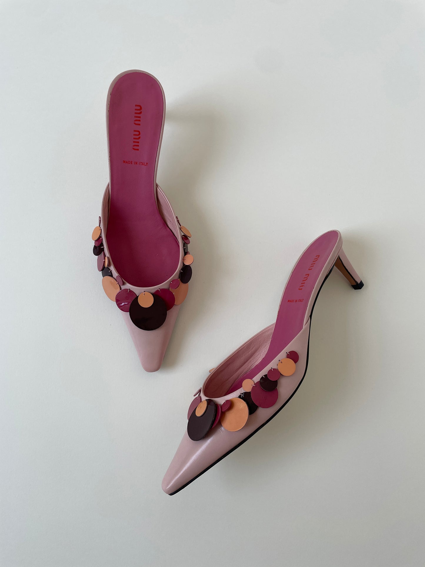 Vintage Miu Miu 2000s pink playful kitten heels with cute applications
