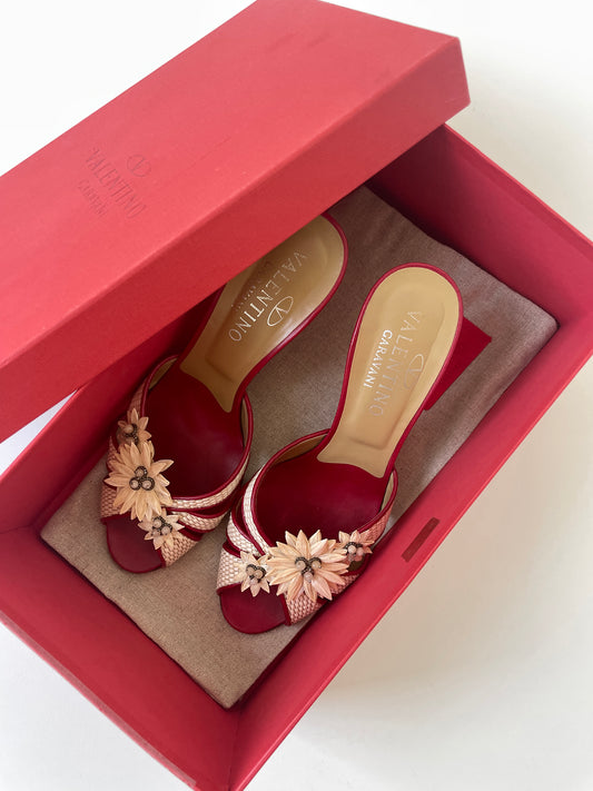 Vintage Valentino Garavani 2000s red kitten heels with white jewelry flower application