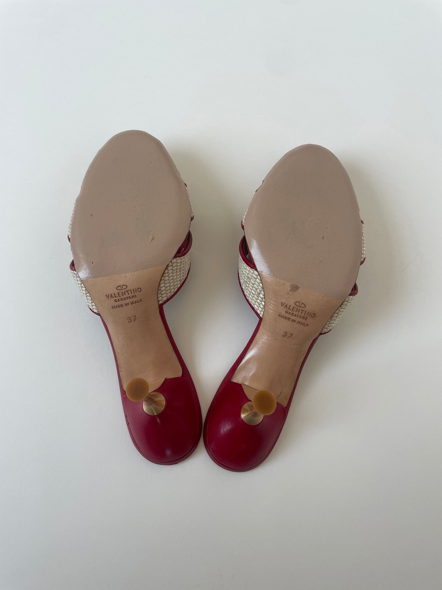 Valentino Garavani 2000s red flower application kitten heels (EU 37 / US 6.5)