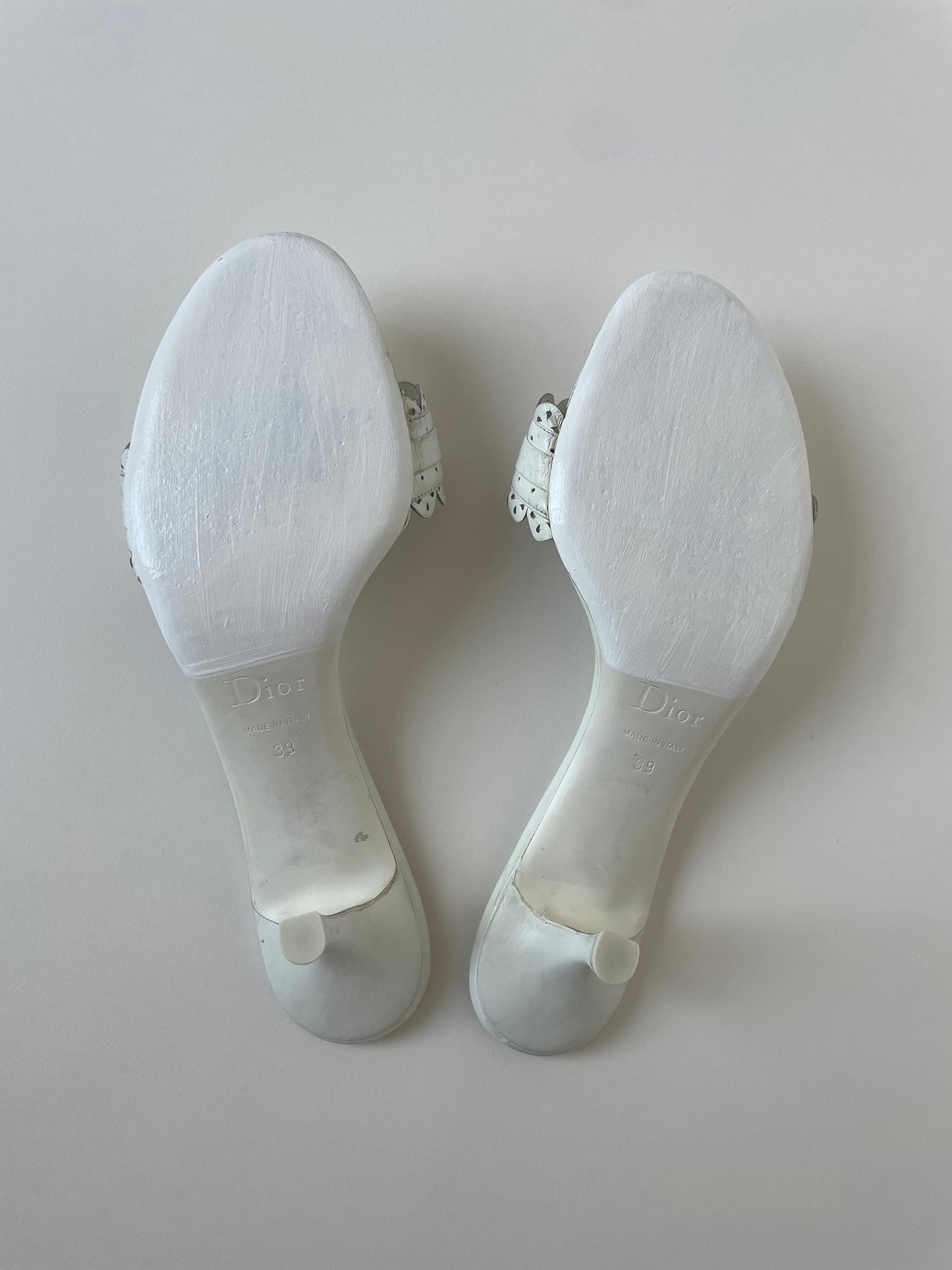 Christian Dior by John Galliano 2000s white bridal eyelet kitten heels (EU 39 / US 8.5)
