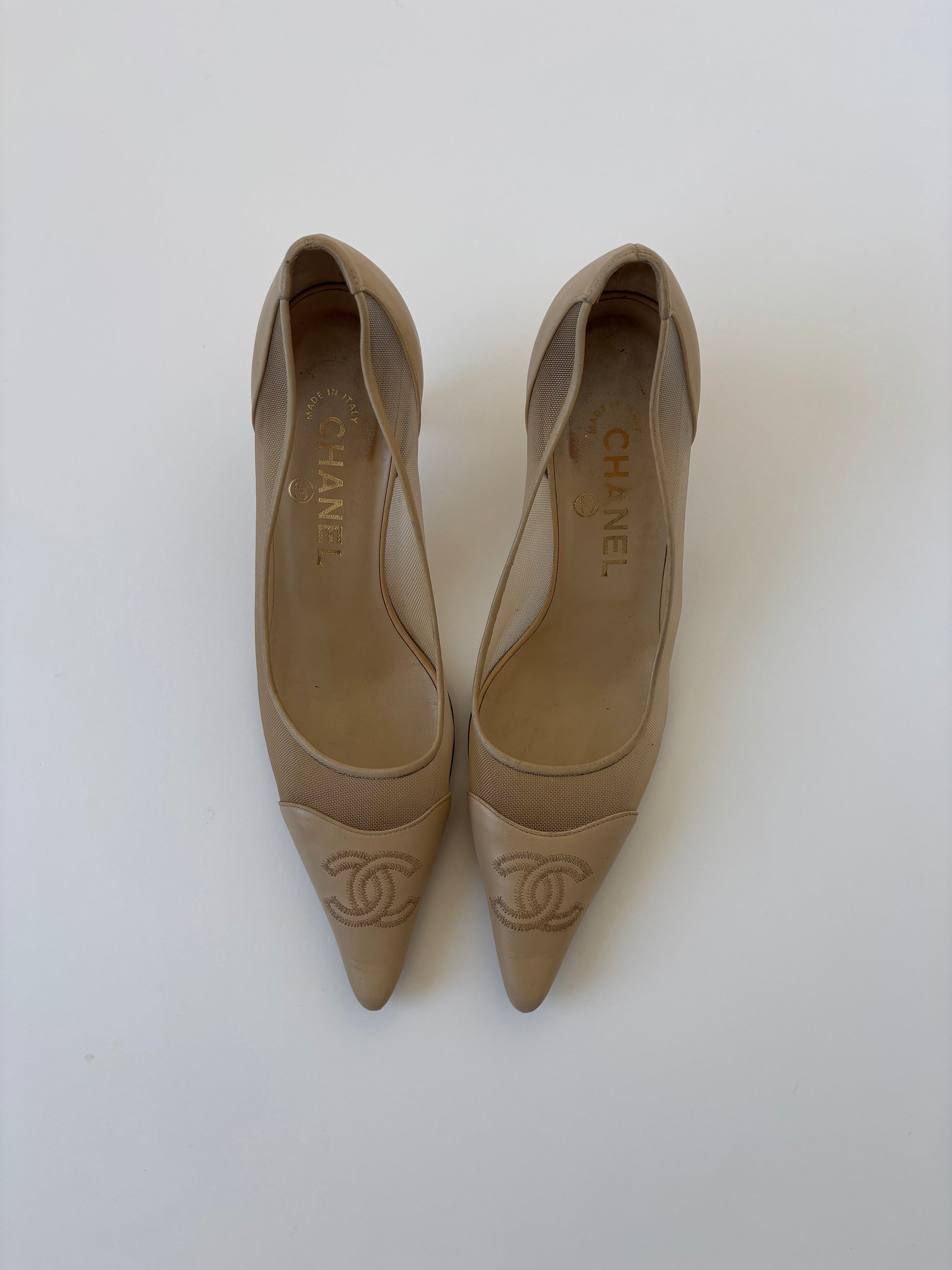 Vintage Chanel by Karl Lagerfeld iconic CC beige mesh kitten heel pumps with bold CC logo embroidery by Karl Lagerfeld