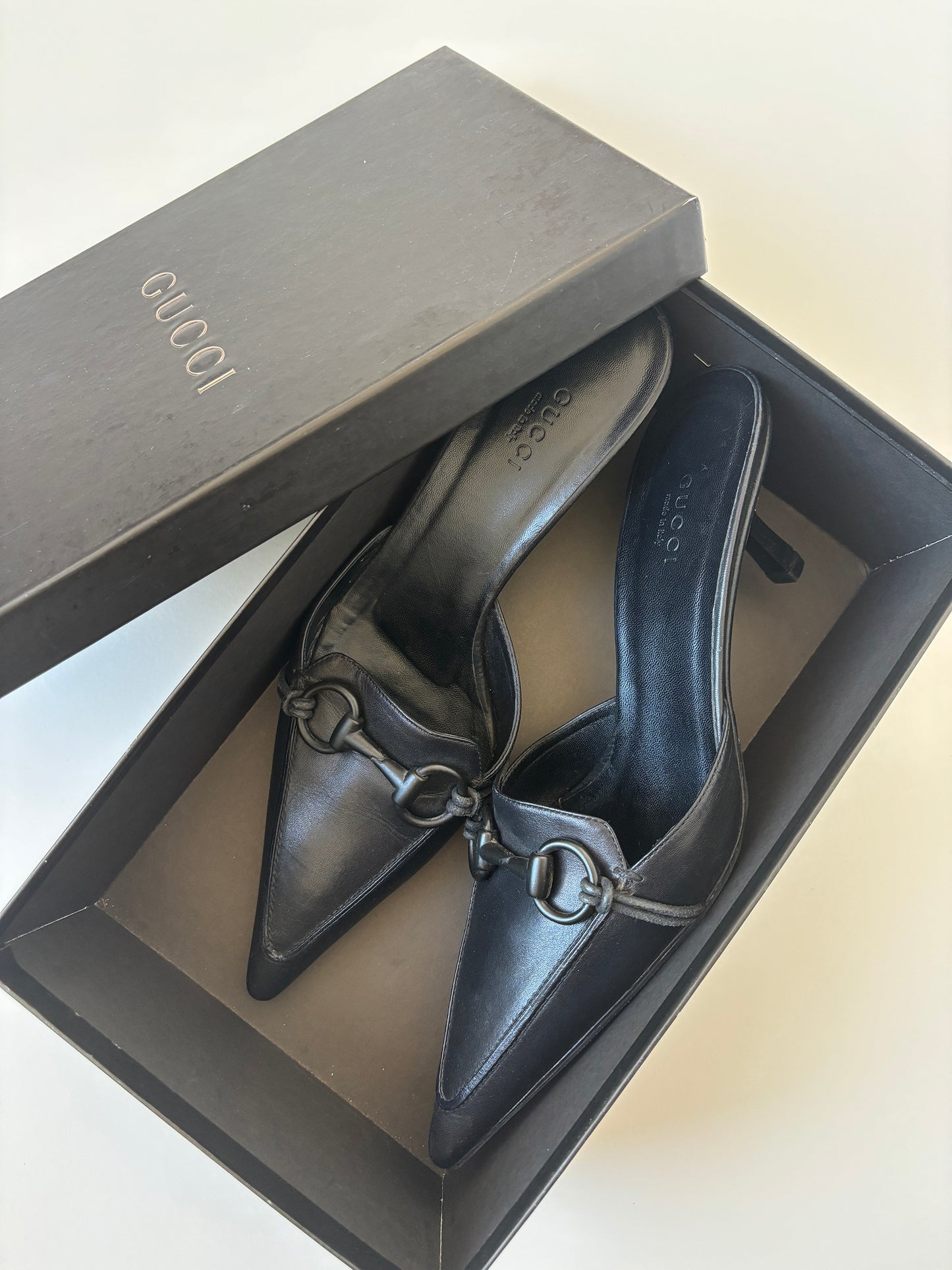 Vintage Gucci by Tom Ford 1990s iconic black minimalistic horsebit kitten heel mules