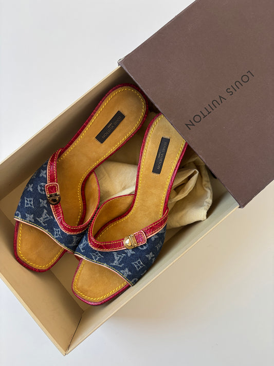 Vintage LV 2000s by Marc Jacobs iconic denim heels with red croc leather details and mini buckle