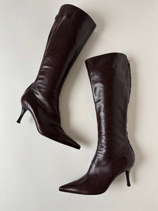 Vintage Sergio Rossi 2000s italian luxury dark brown boots with midi heel.