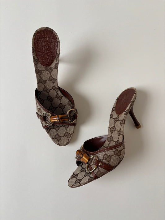 Vintage Gucci by Tom Ford iconic 2000s beige brown monogram bamboo horsebit heels.