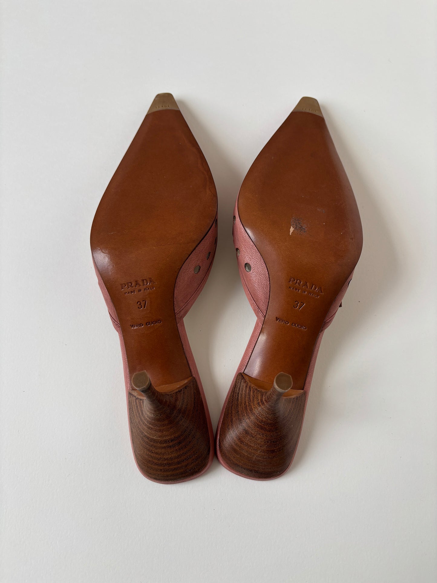 Prada 2000s dusty pink eyelet mules UNWORN (EU 37 / US 6.5)