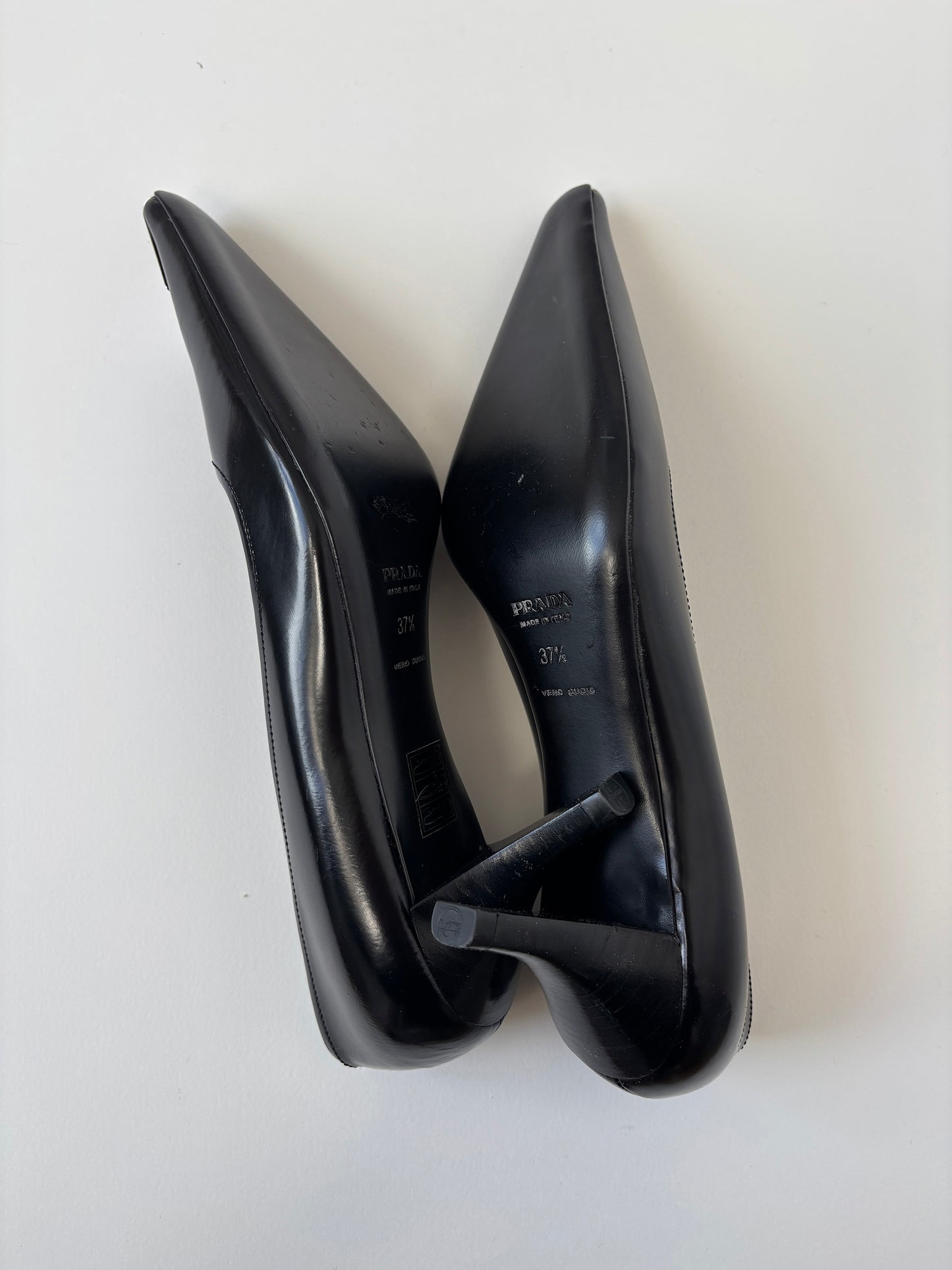 Prada 2000s black metal cap kitten heels UNWORN (EU 37,5 / US 7)