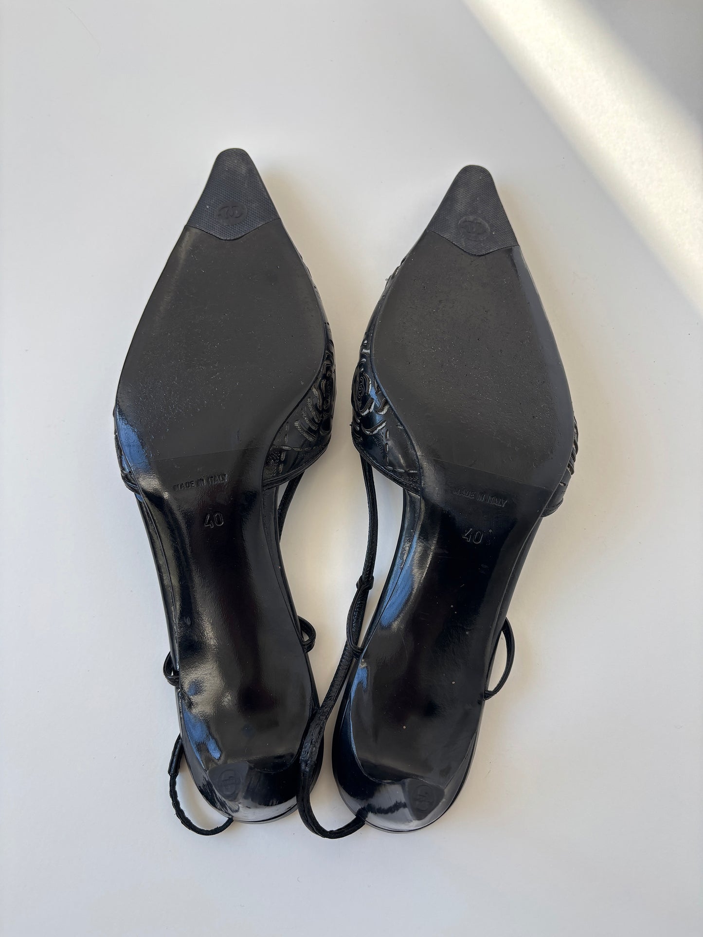 Chanel by Karl Lagerfeld 2000s black roses cutout sling back kitten heels (EU 40 / US 9.5)