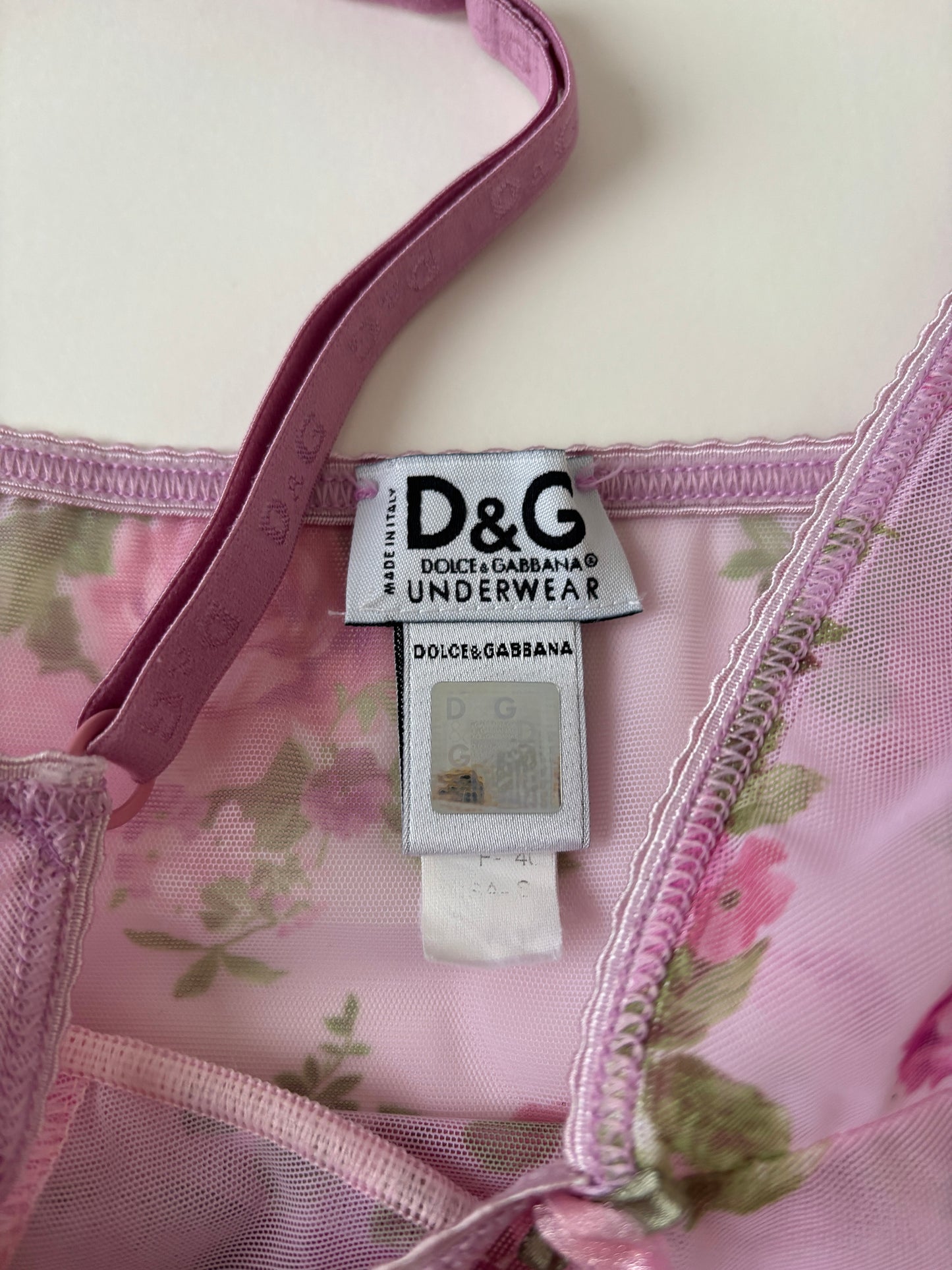 Dolce & Gabbana 2000s pink sheer roses mesh top XS-S