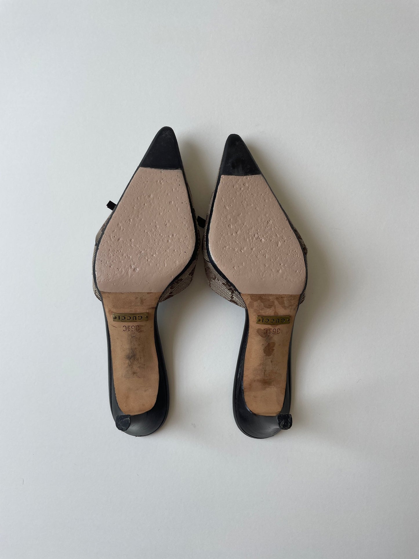 Gucci 2000s brown bow monogram mules (EU 36,5 / US 6)