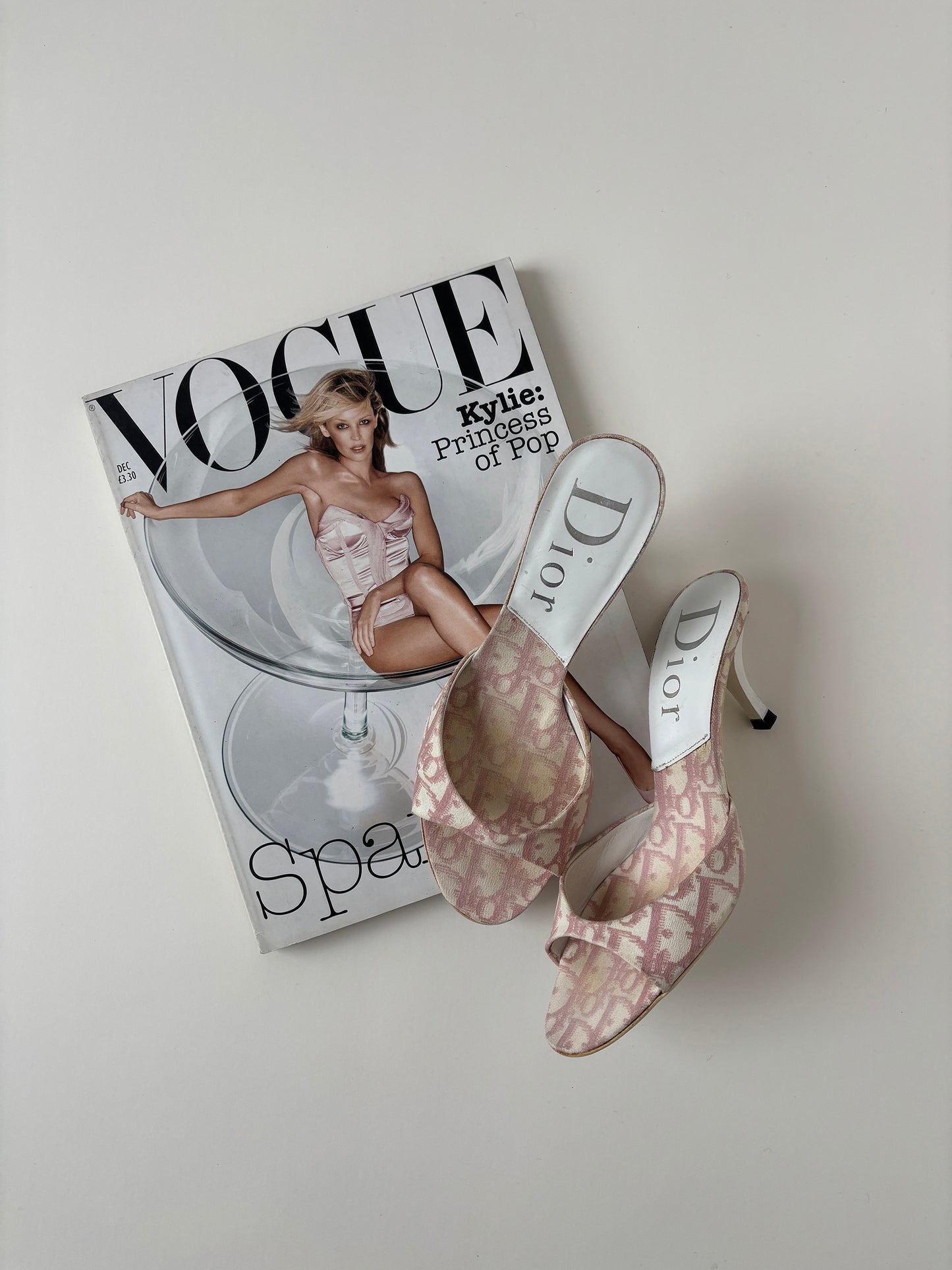 Christian Dior S/S 2003 by John Galliano white trotter kitten heels (EU 36 / US 5.5)