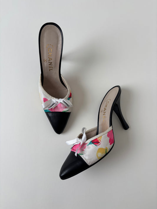 Chanel by Karl Lagerfeld 1990s floral bow logo mules (EU 40 / US 9.5)