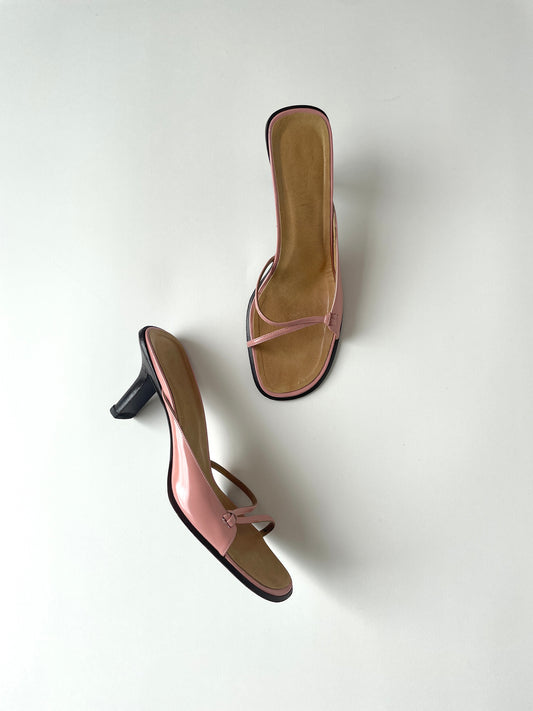 Vintage Gucci by Tom Ford strappy sandal heels.