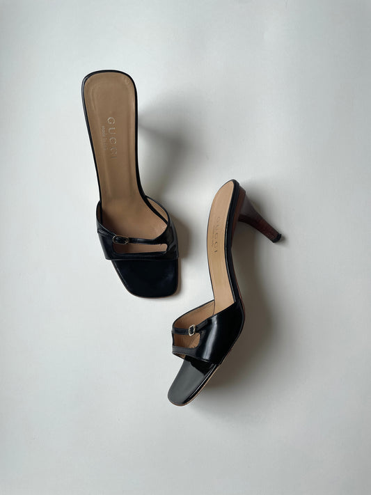Vintage Gucci by Tom Ford black patent leather double strap heels