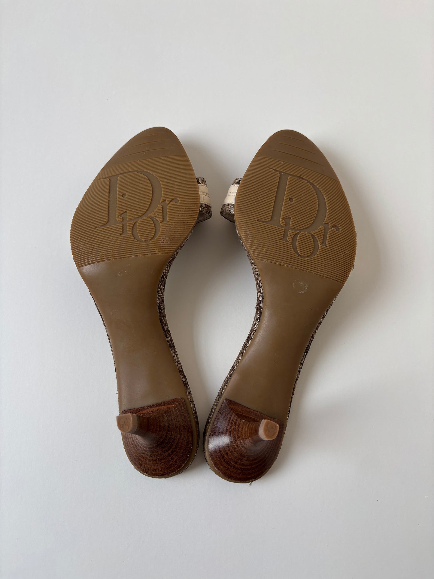 Christian Dior by John Galliano 2000s beige monogram heels (EU 37 / US6.5 )