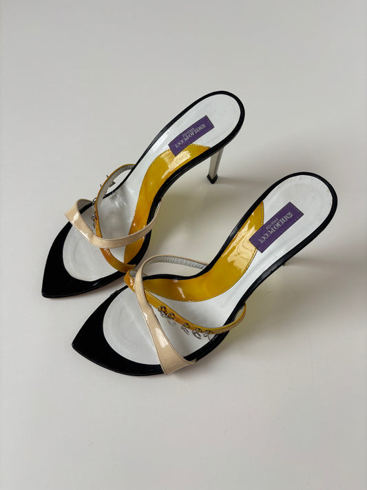 Emilio Pucci 2000s logo charm heels (EU 38,5 / US 8)