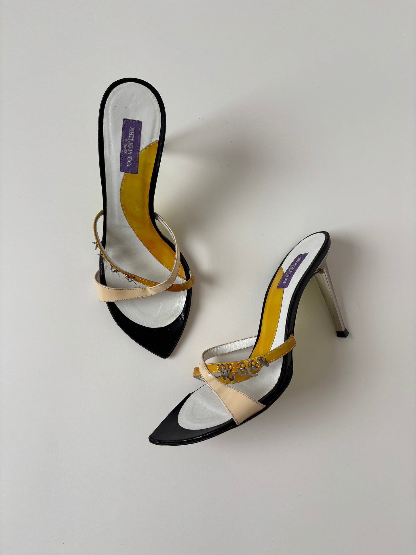 Emilio Pucci 2000s logo charm heels (EU 38,5 / US 8)