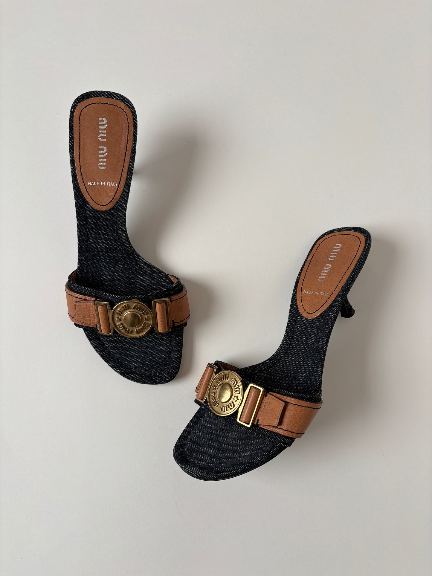 Miu Miu 2000s denim logo kitten heels  (EU 37,5 / US 7)