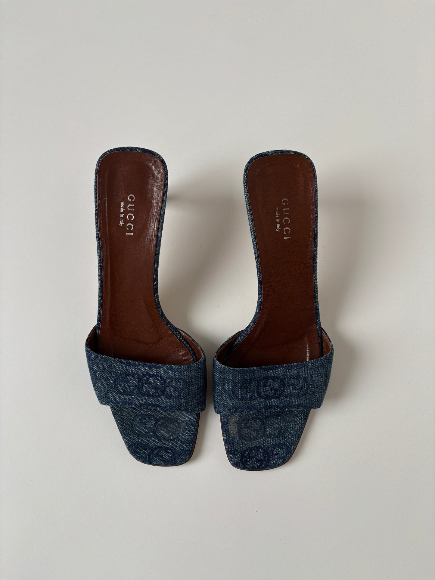 Gucci by Tom Ford denim GG interlocking monogram kitten heels (EU 38 / US 7.5)
