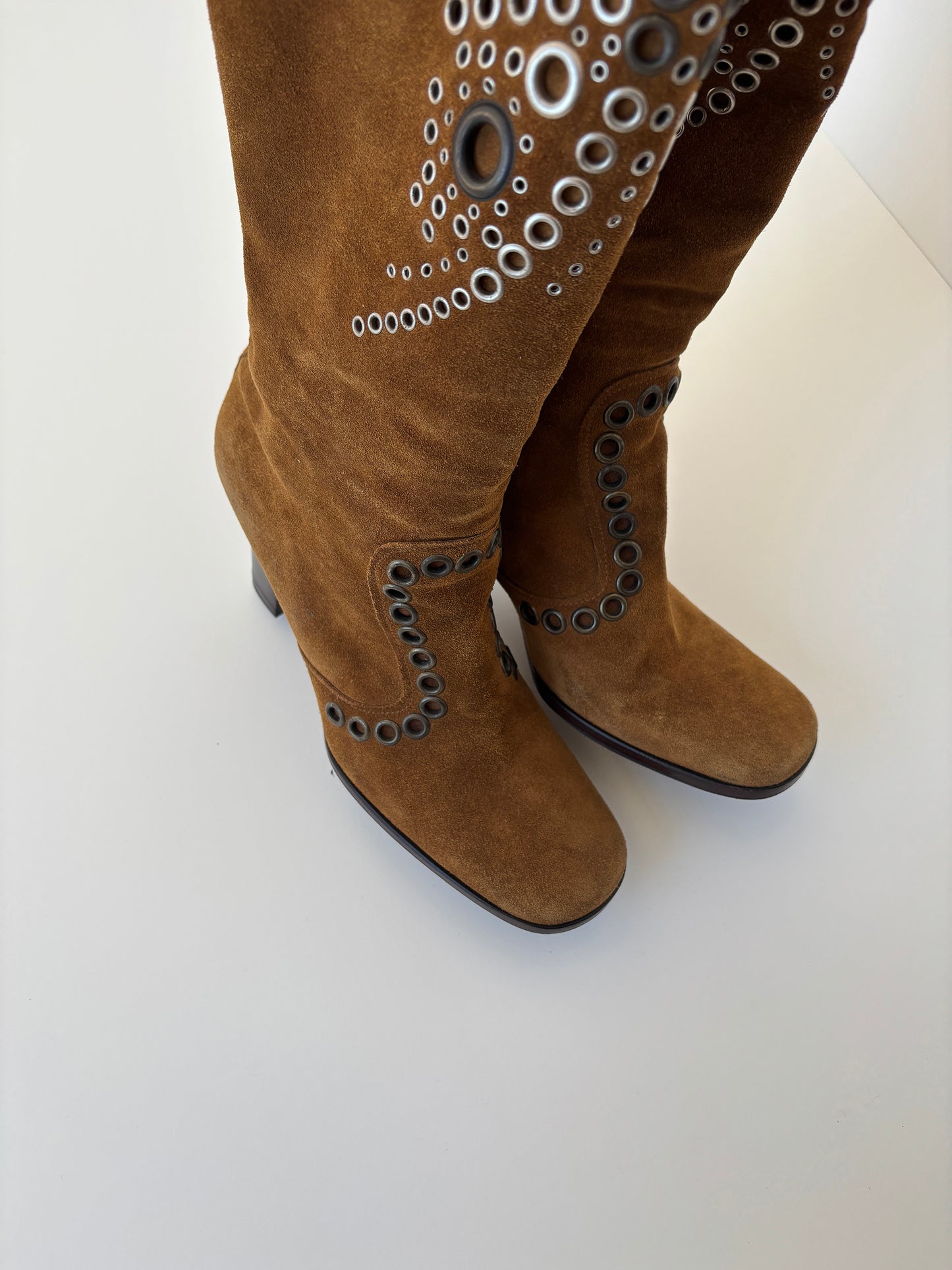 Dolce & Gabbana 2000s iconic tan suede butterfly eyelet boots (EU 38,5 / US 8)