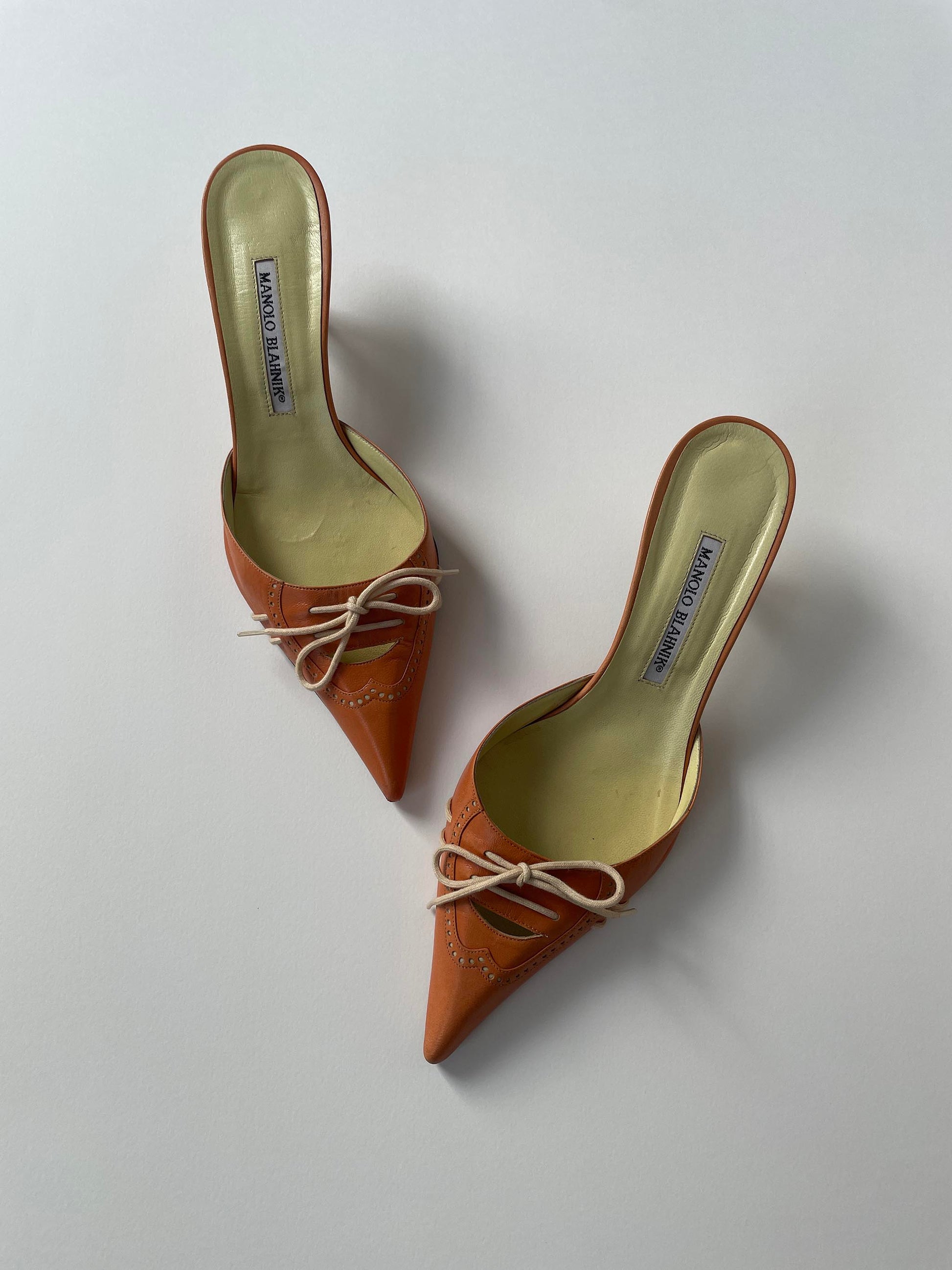 Vintage Manolo Blahnik lace kitten heel mules