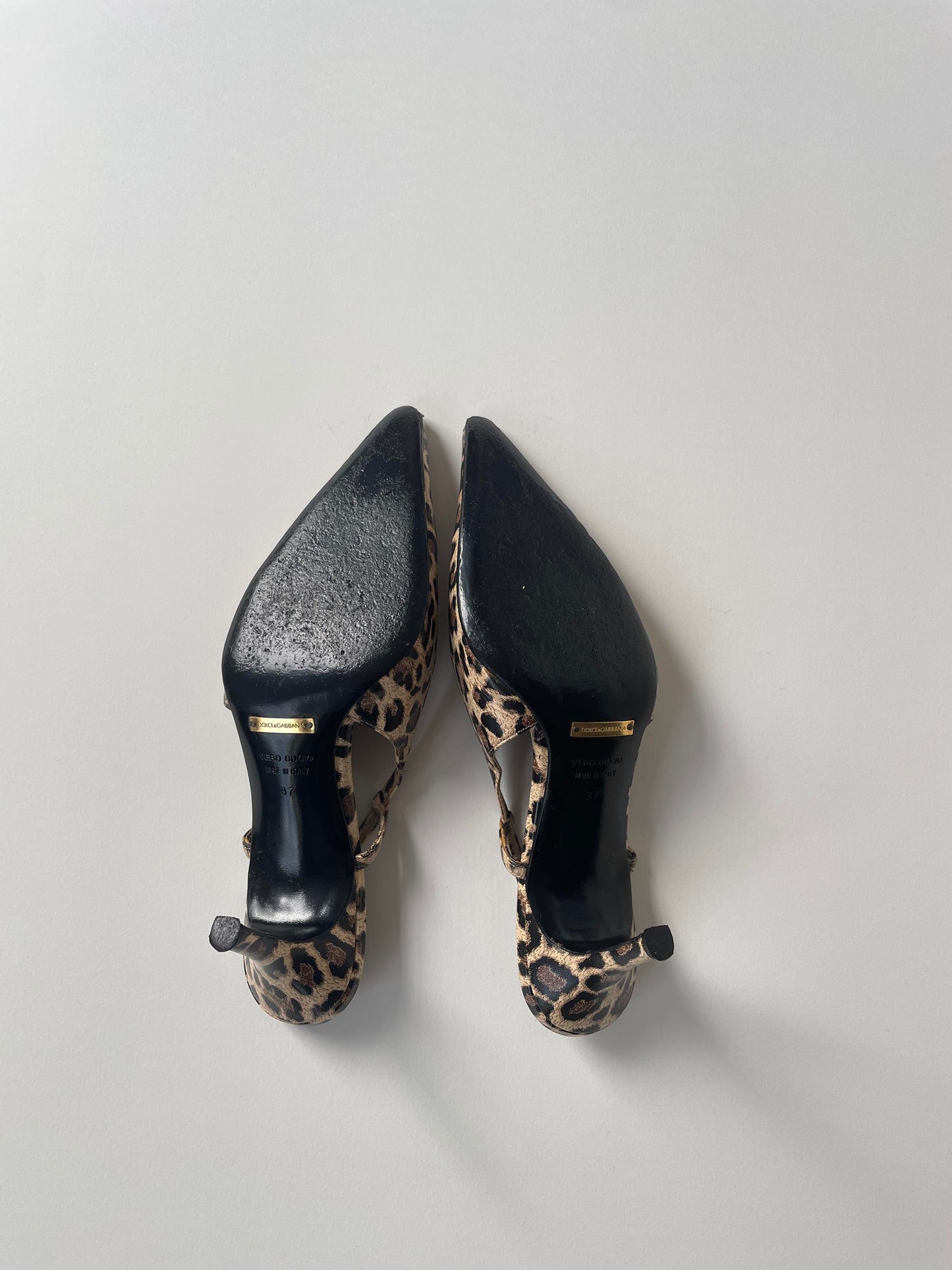 Dolce & Gabbana cheetah print sling pumps (EU 37 / US 6.5)