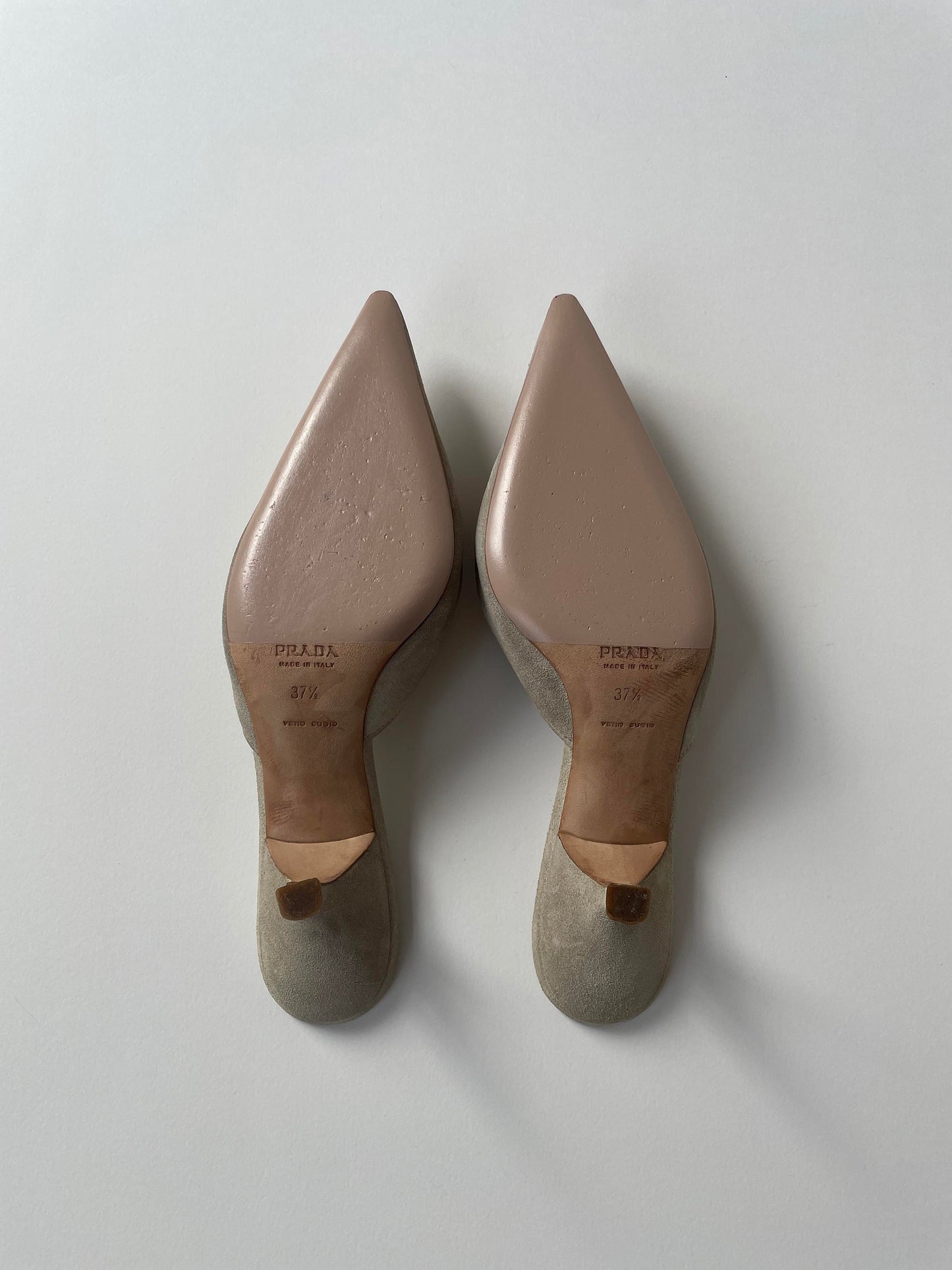 Prada 2000s ivory suede kitten heel mules (EU 37,5 / US 7)