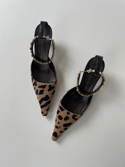 Vintage VICINI by Guiseppe Zanotti cheetah pony hair kitten heels with rhinestone ankle jewelery.