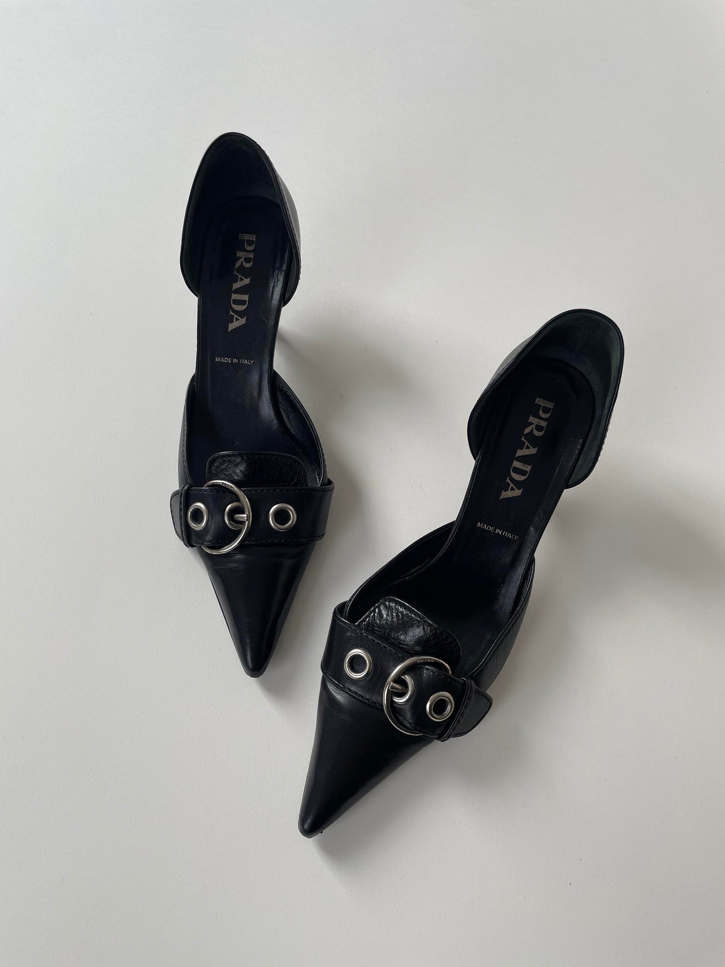 Vintage Prada black leather SS 2002 leather kitten heels