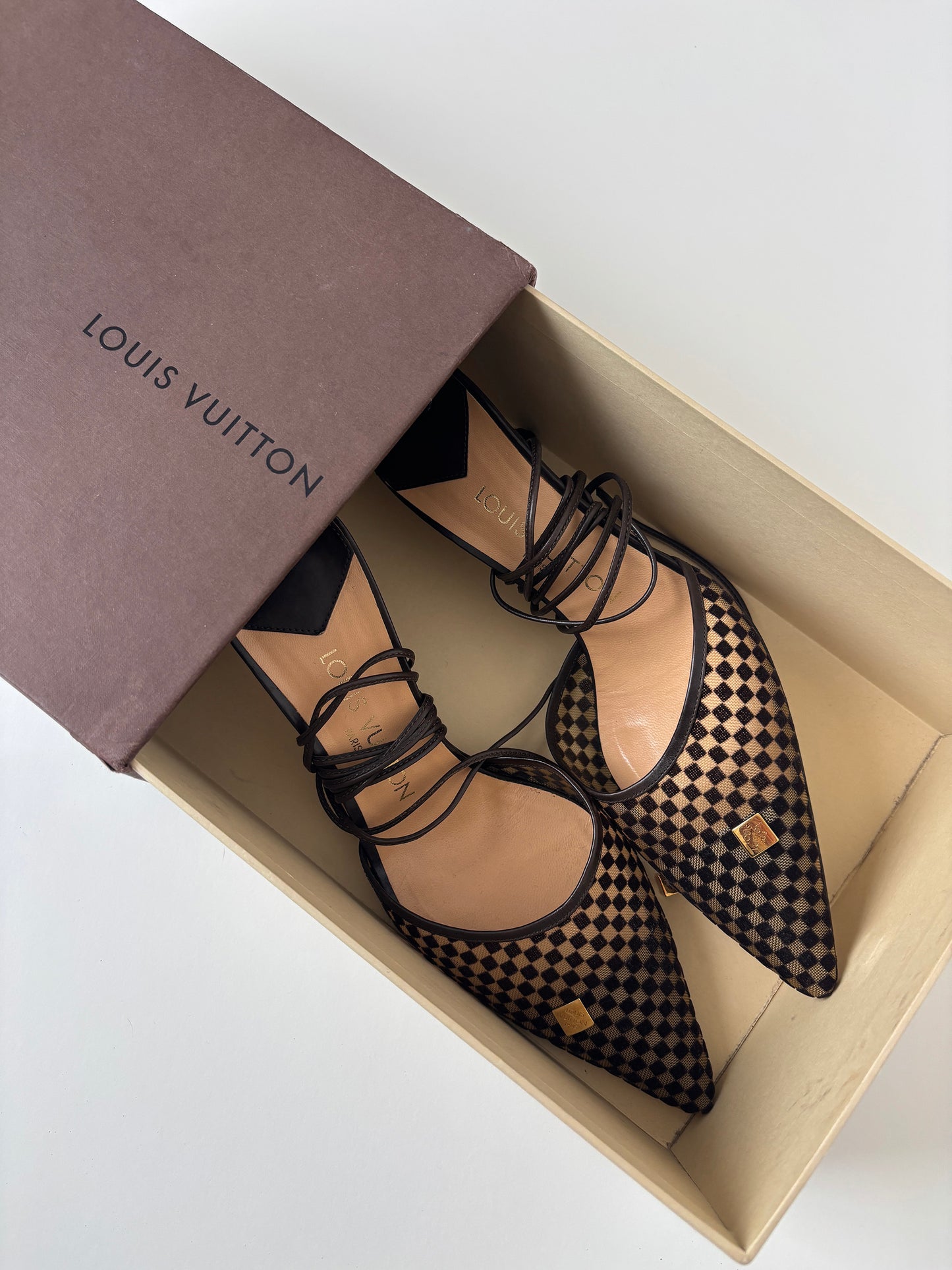 Louis Vuitton by Marc Jacobs brown mesh checkered kitten heels (EU 38 / US 7.5)