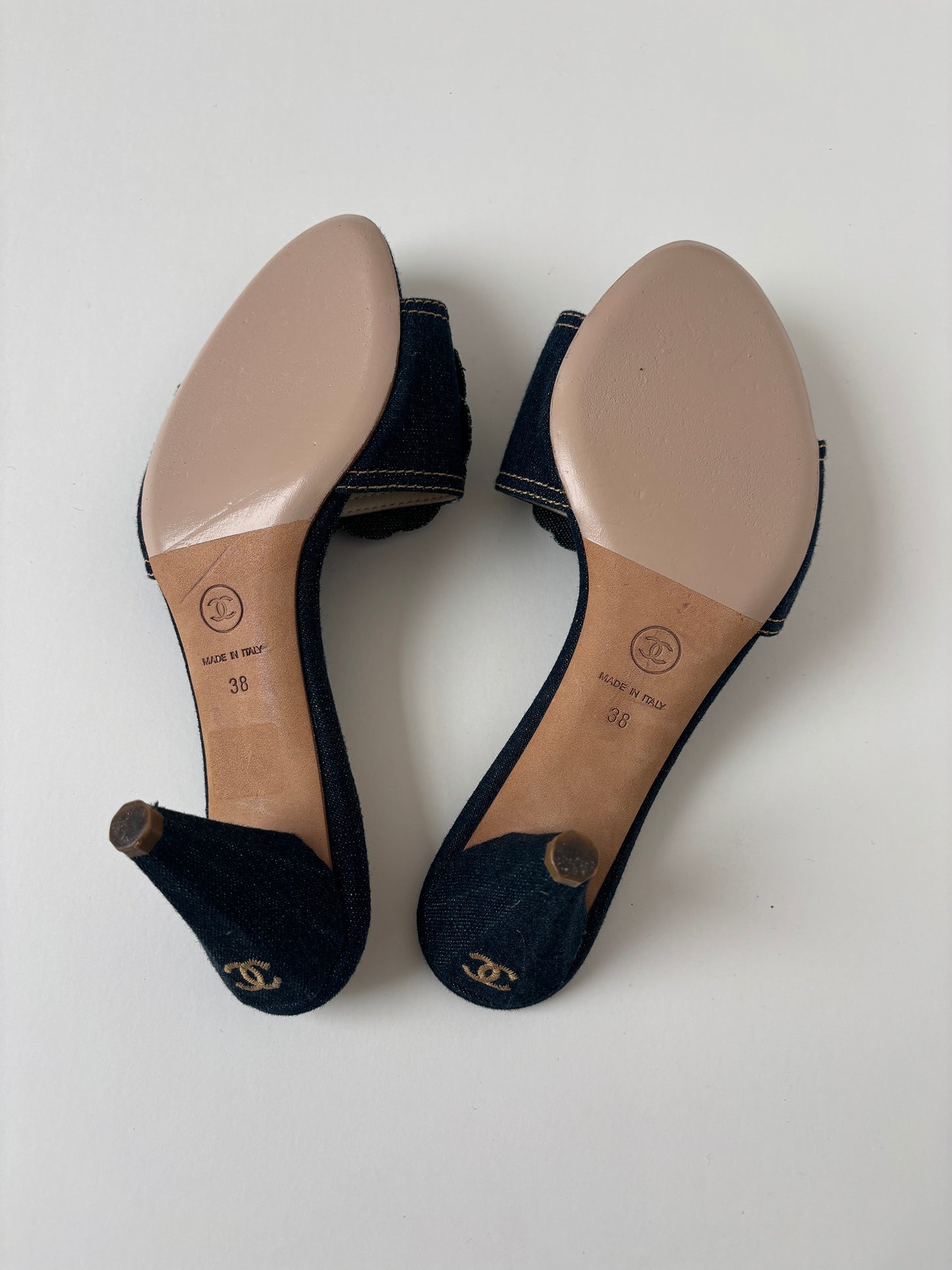 Chanel by Karl Lagerfeld 2000s iconic denim Camellia heels (EU 38 / US 7.5)