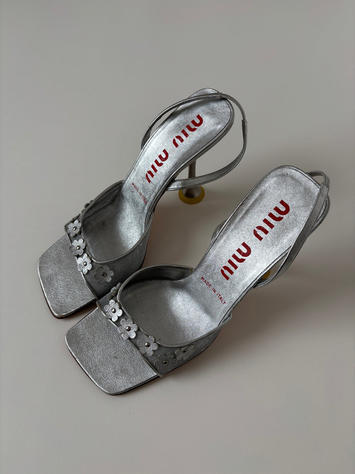 Miu Miu F/W 1999 iconic mesh silver floral sandal heels UNWORN (EU 38,5 / US 8)