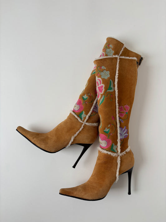 Casadei 2000s shearling embroidered floral boots (EU 39 / US 8.5)