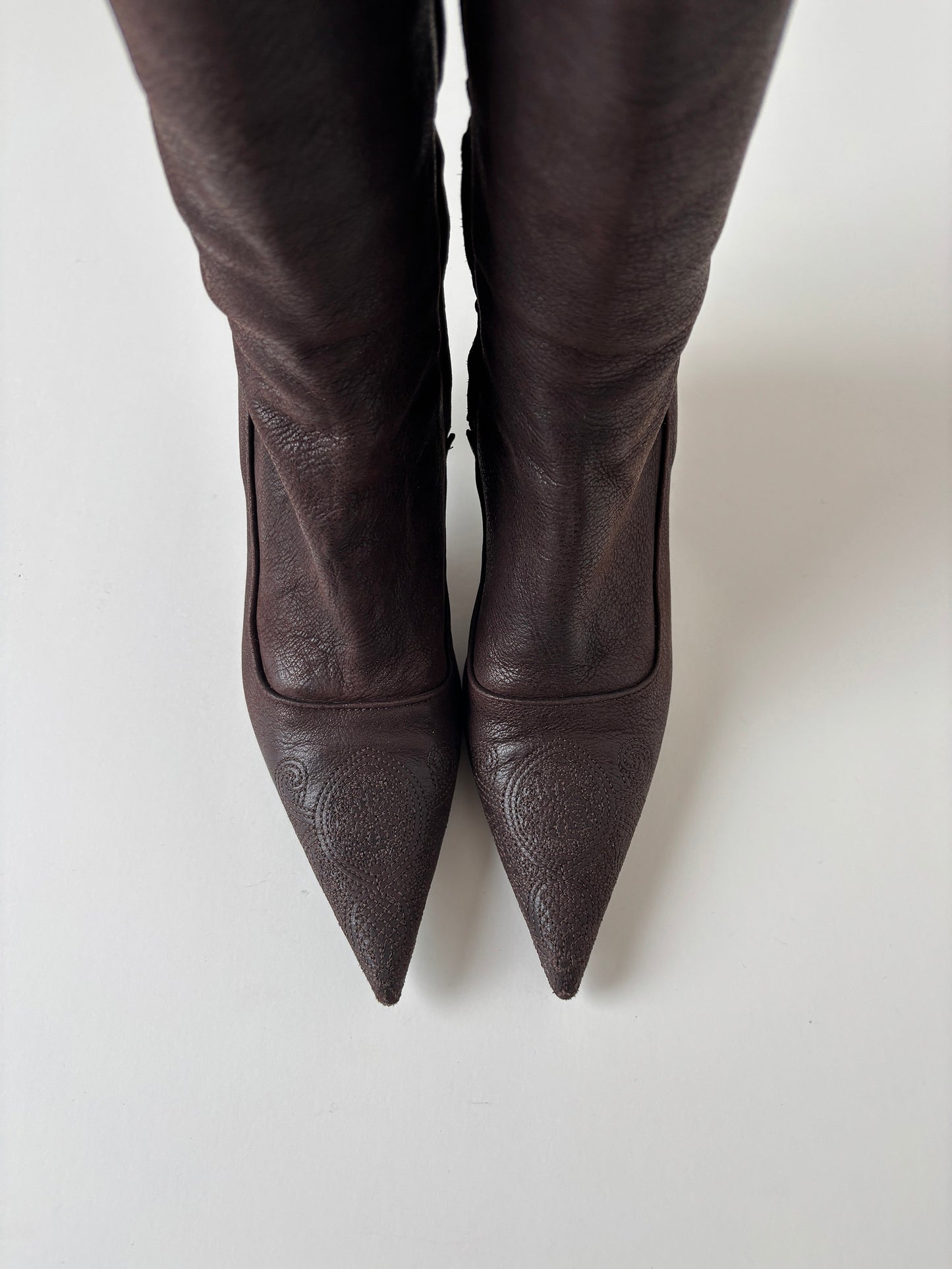 Prada 2000s brown embroidered kitten heels boots (EU 37 / US 6.5)