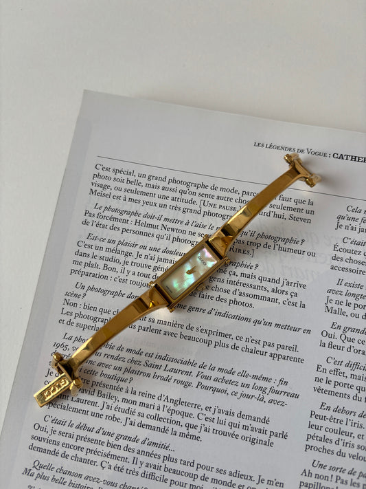 Gucci by Tom Ford 2000s 1500L 18K gold plated bangle watch