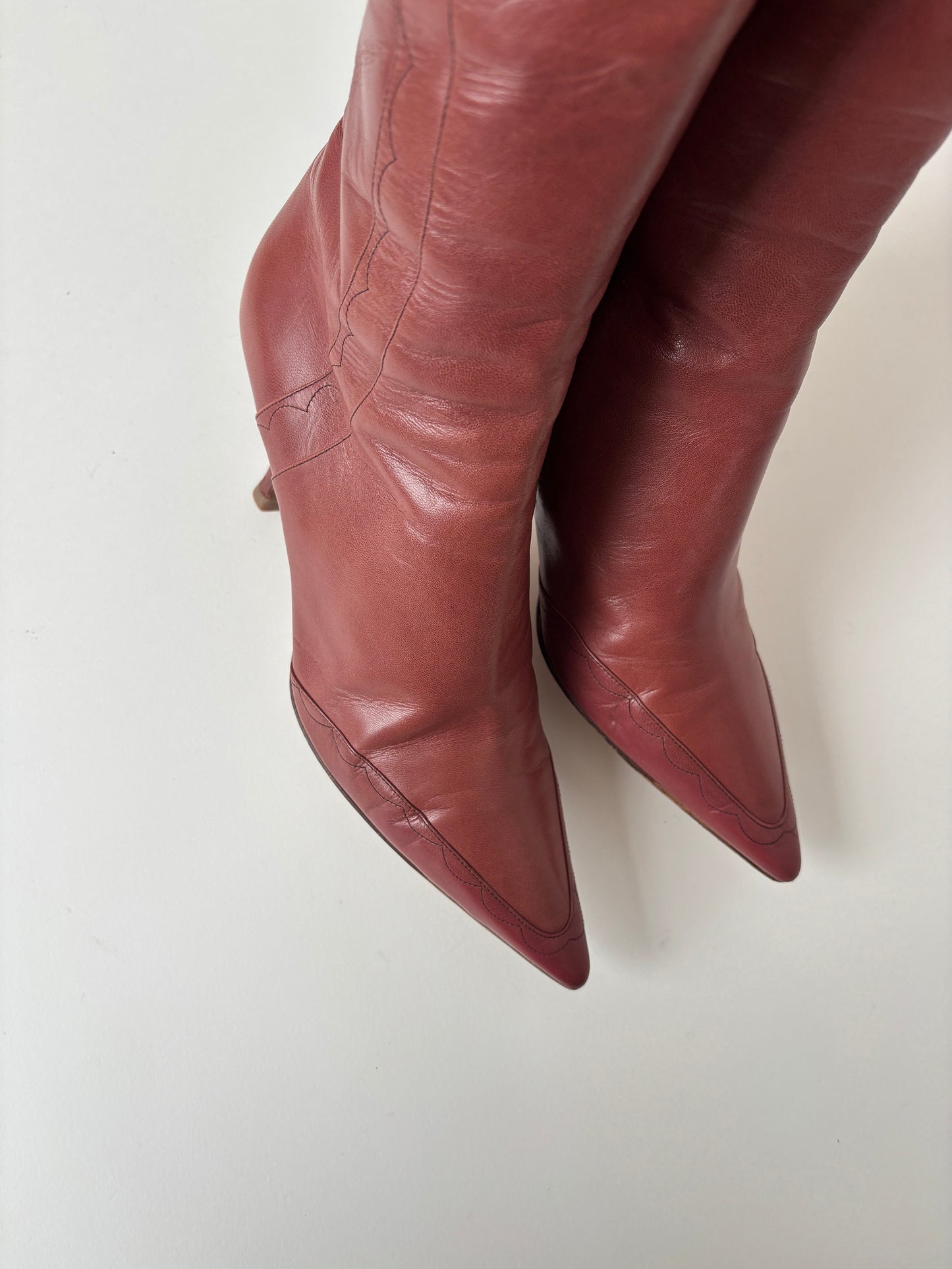 Jimmy Choo iconic 1990s pink boots (EU 38,5 / US 8)