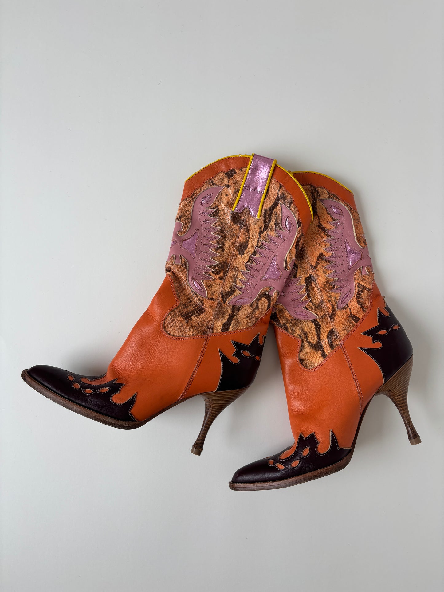 Dolce & Gabbana SS 2004 iconic orange runway western boots (EU 38,5 / US 8)