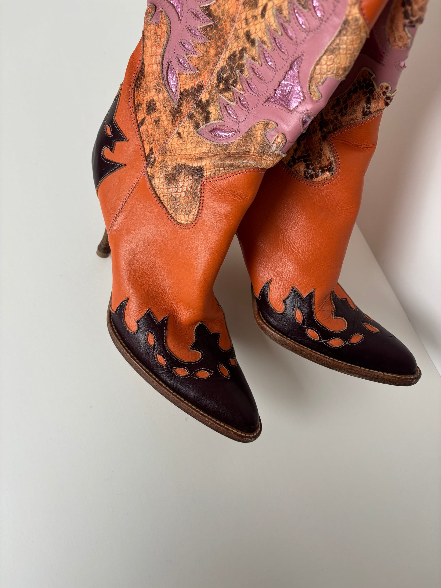 Dolce & Gabbana SS 2004 iconic orange runway western boots (EU 38,5 / US 8)