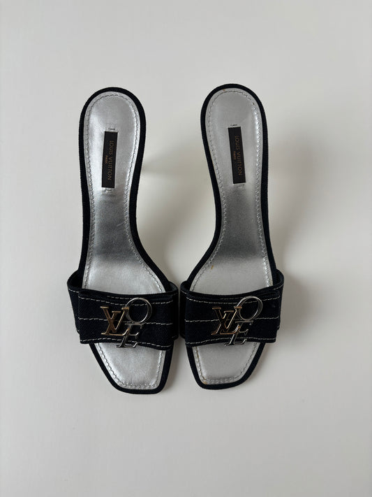 Louis Vuitton by Marc Jacobs LOVE denim kitten heels (EU 39 / US 8.5)