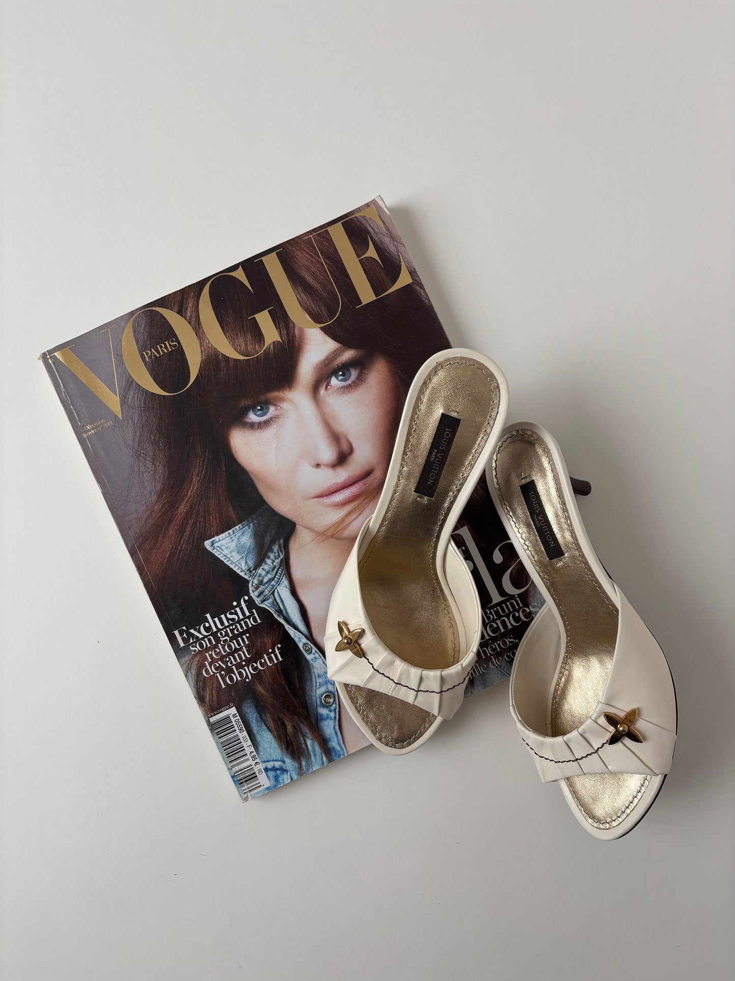 Louis Vuitton by Marc Jacobs cream white kitten heels UNWORN (EU 35,5 / US 5)