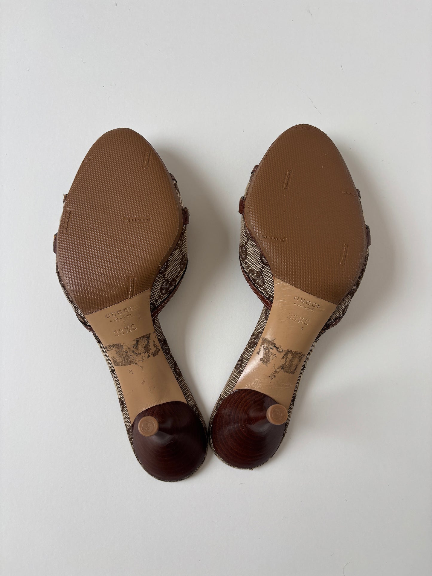 Gucci by Tom Ford 2000s iconic brown monogram bamboo horsebit heels (EU 38,5 / US 8)