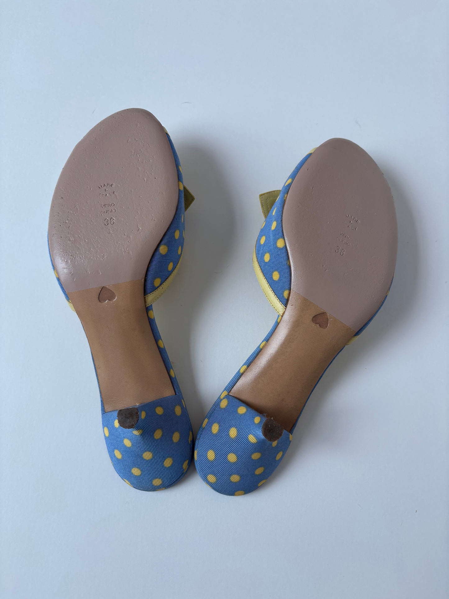 Moschino 2000s blue polka dot bow kitten heels (EU 38 / US 7.5)