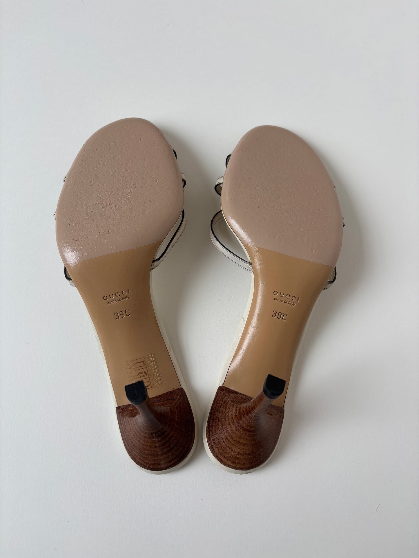 Gucci 2000s white  interlocking GG sandal heels (EU 39 / US 8.5)