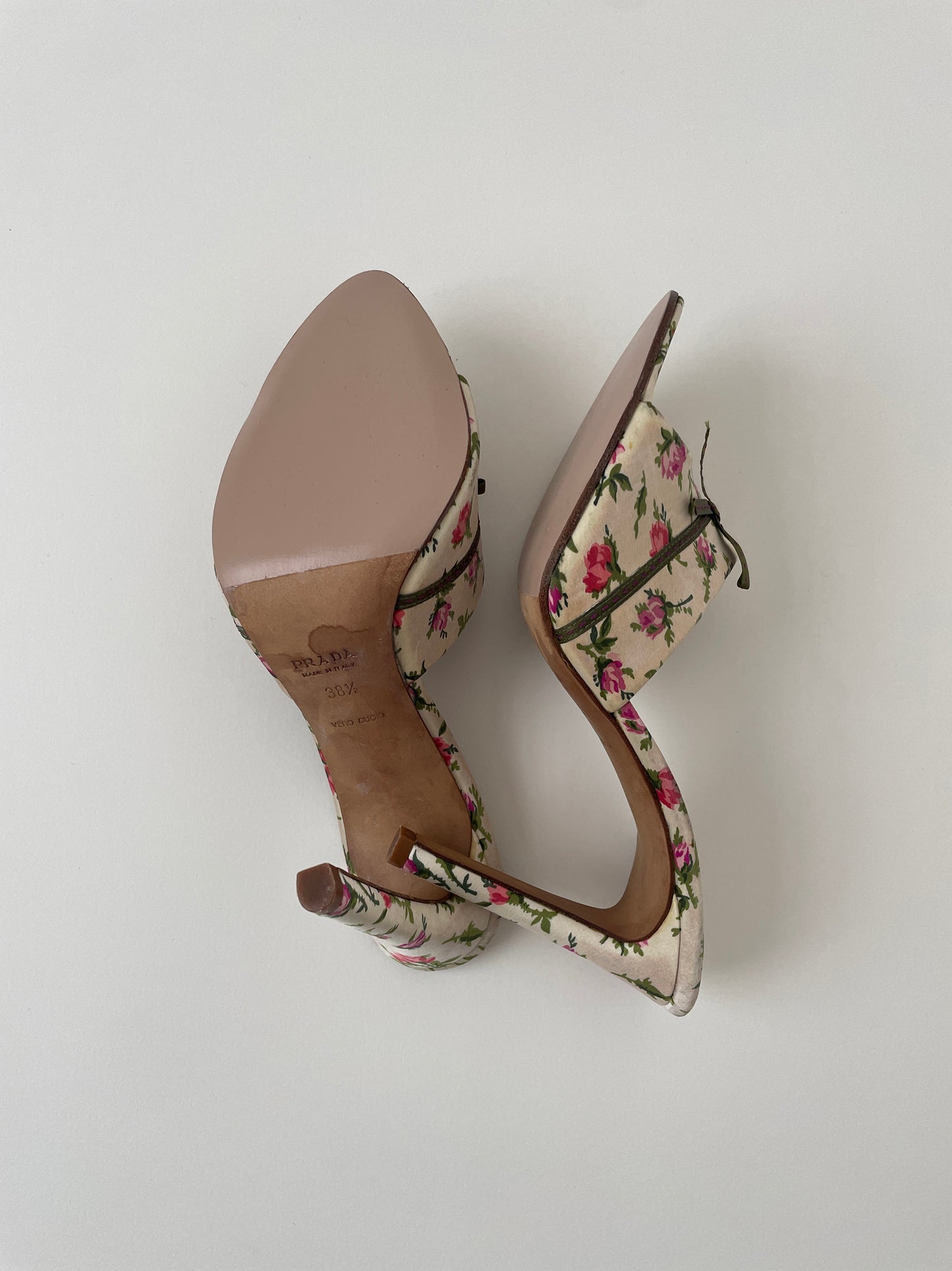 Prada romantic silk roses bow sandals (EU 38,5 / US 8)