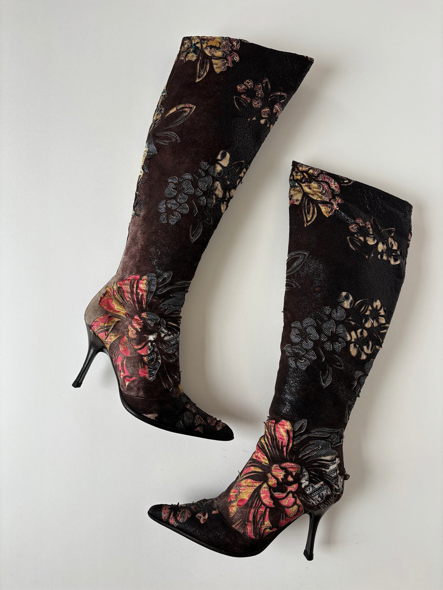 Roberto Cavalli S/S 2002 iconic brown floral laser cutout kitten heel boots (EU 37/ US 6.5)